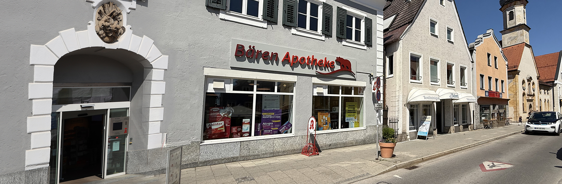 Bären Apotheke Grafing Aussenansicht.